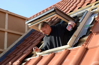 Pose de fenêtres de toit Velux à Saint-Romain-d'Ay